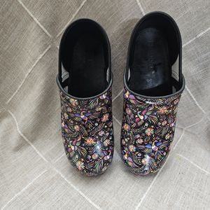 Bjork open back leather clogs size 40 EUC similar to Danskos